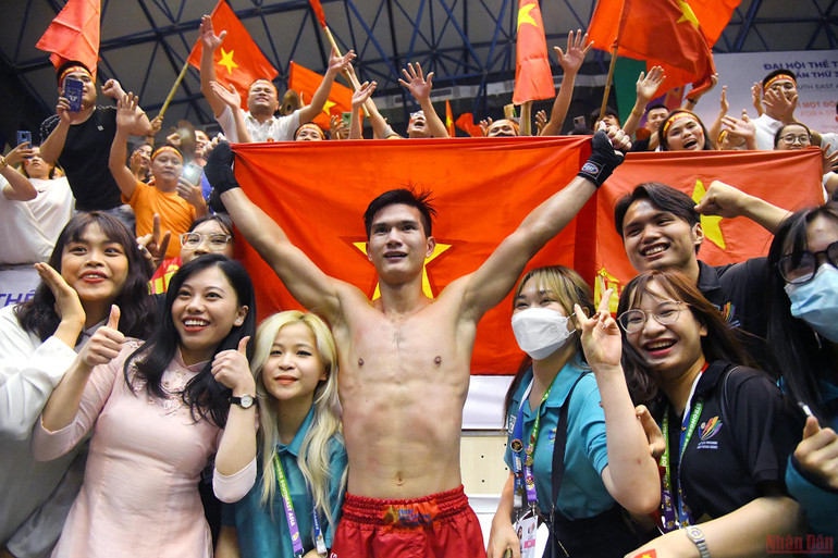 Kick boxing giành thêm năm huy chương vàng giúp Việt Nam dẫn đầu bảng tổng sắp SEA Games 31 -0