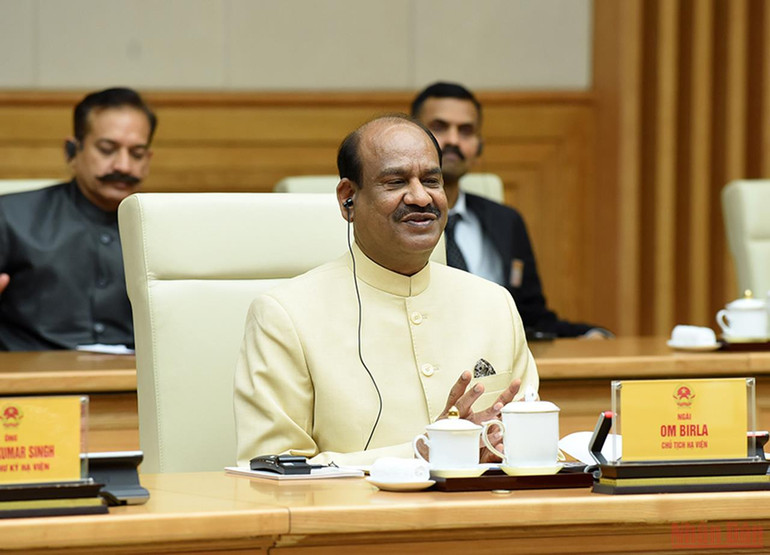 Thủ tướng Phạm Minh Chính tiếp Chủ tịch Hạ viện Ấn Độ Om Birla -2