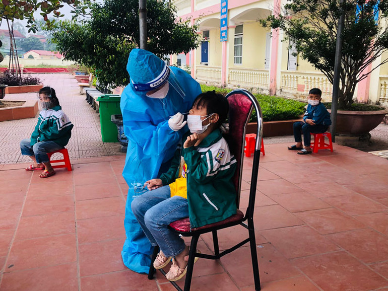 Phú Thọ: Hơn 1.000 học sinh ở xã Chu Hóa đi học trở lại -0