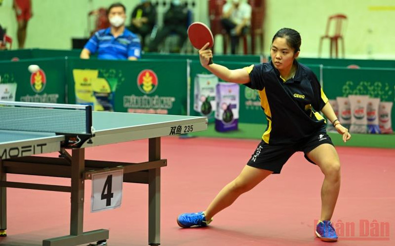 Mai Ngọc vô địch đơn nữ ở tuổi 17 -3