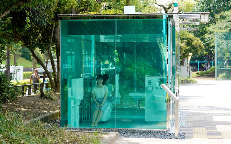 Nhà vệ sinh xuyên thấu gây tò mò ở Tokyo -0