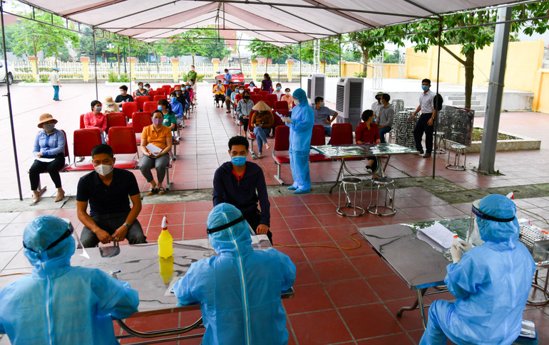 Nhận diện đợt dịch thứ 4: Đa ổ dịch, đa nguồn lây và đa biến chủng -0