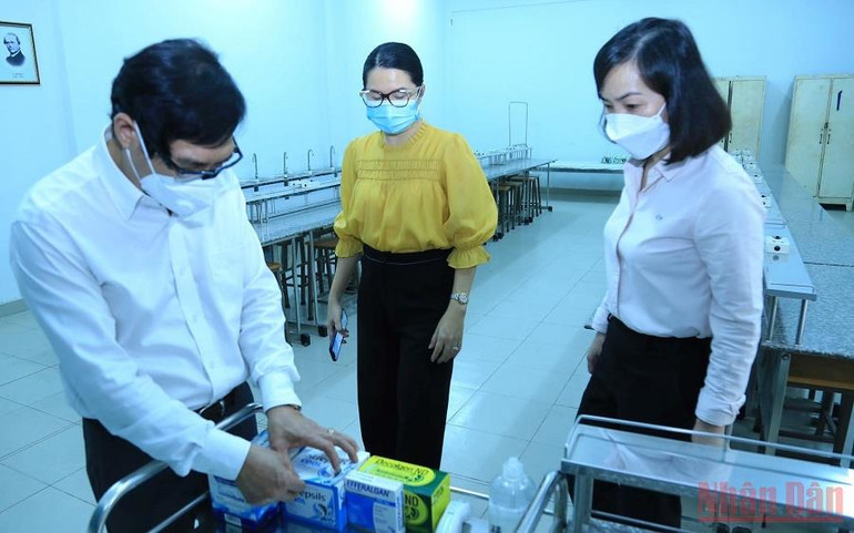 Học sinh 10 trường ở Đồng Nai bắt đầu đi học trở lại -0