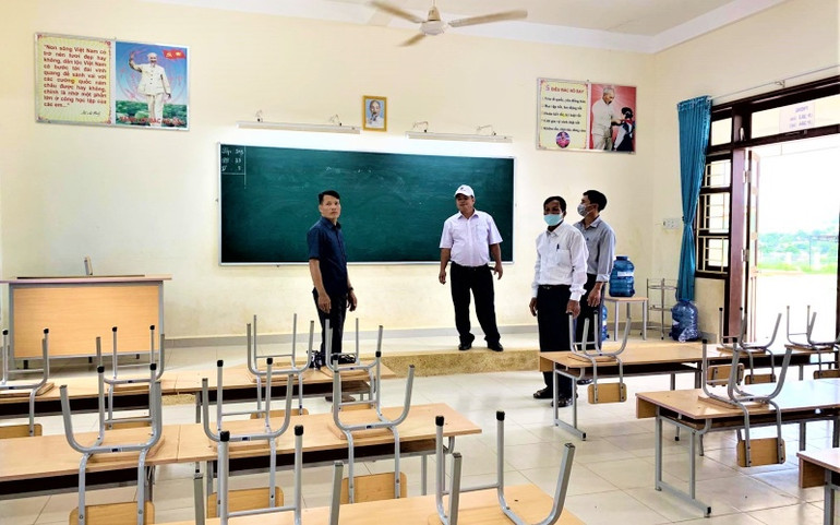 Trường tiểu học Cư Pui 2 chuẩn bị đầy đủ cơ sở vật chất và vệ sinh trường lớp sạch sẽ chuẩn bị cho ngày khai giảng năm học mới, đón học sinh đến trường. IMG_0040-1599189959017.jpg