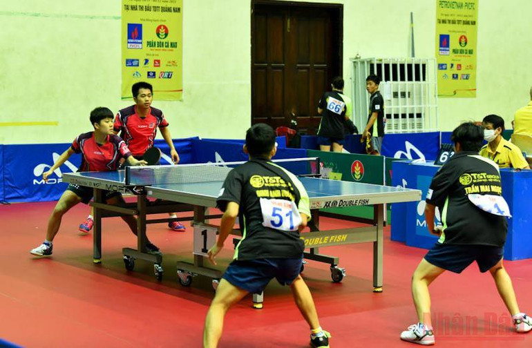 Mai Ngọc, Anh Hoàng dừng bước ở vòng 2, đôi nam nữ -0