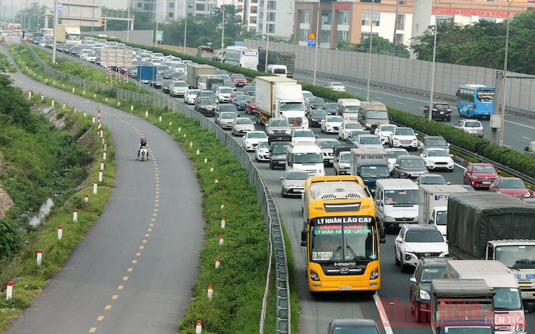 Chỉ hơn 820 nghìn phương tiện thuộc diện phải đổi biển nền vàng -0