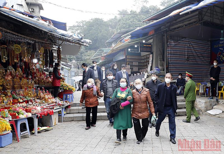 Chùa Hương trước ngày đón khách chính thức -1