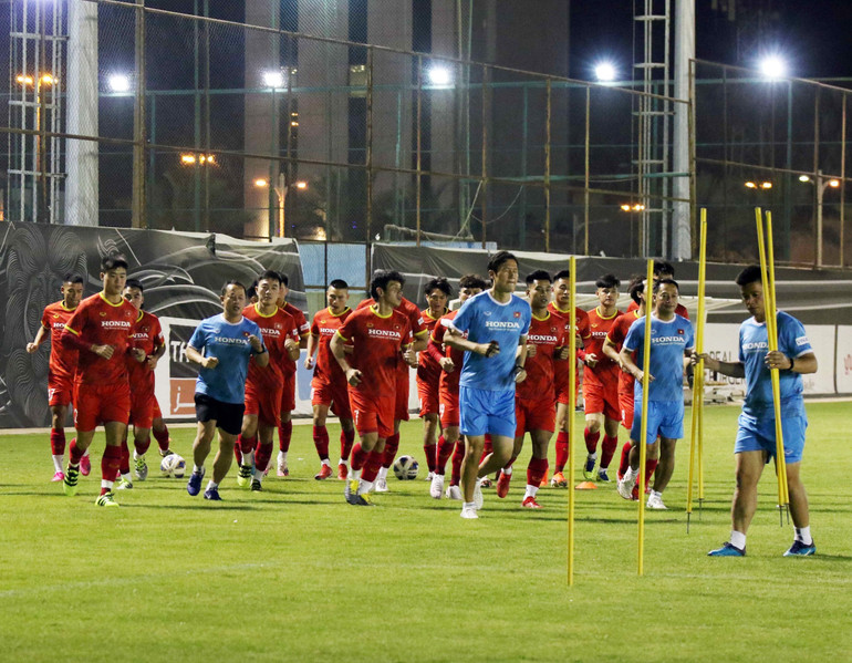 Buổi tập thứ hai của đội tuyển Việt Nam: Củng cố tấn công, phòng ngự -0