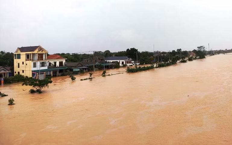 Quảng Trị đang gượng dậy từng ngày -0