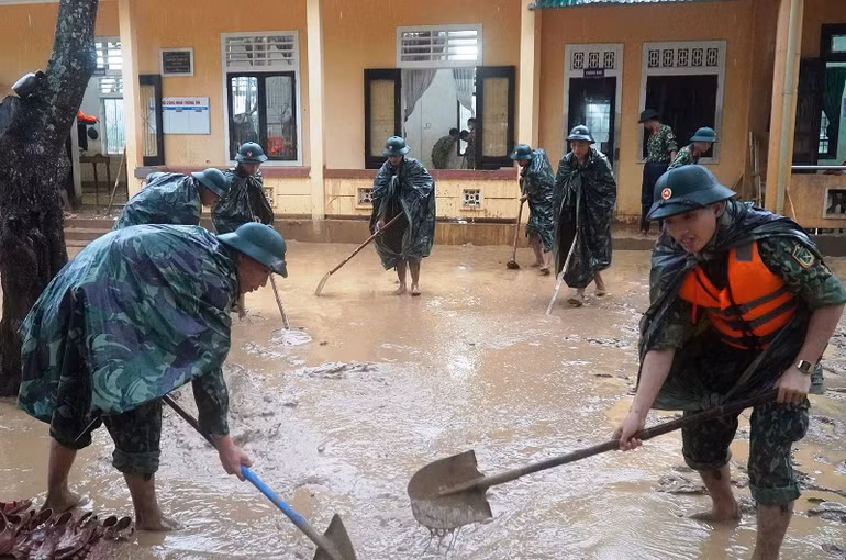 Quảng Trị đang gượng dậy từng ngày -0