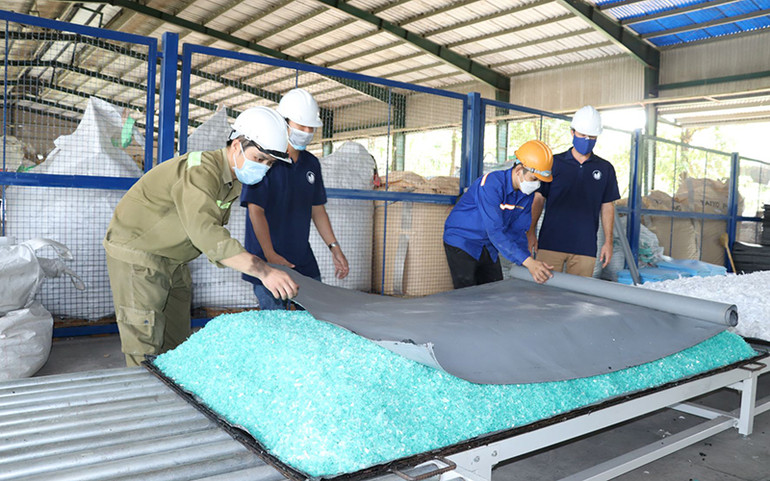 Đồng Nai khuyến khích doanh nghiệp tái chế chất thải -0