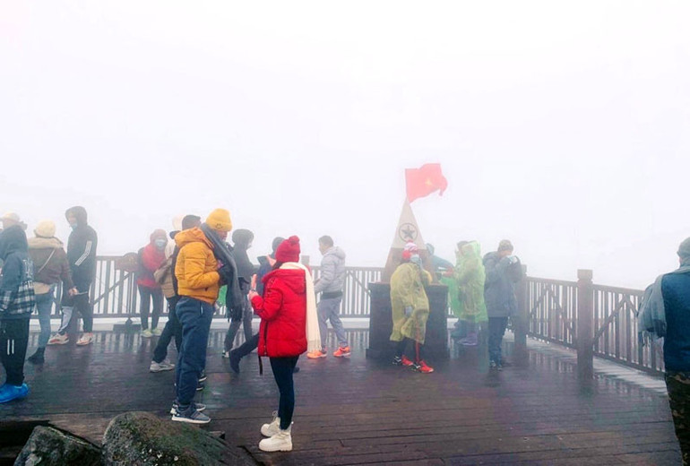 Lào Cai đón hơn 90 nghìn lượt du khách trong dịp Tết -0