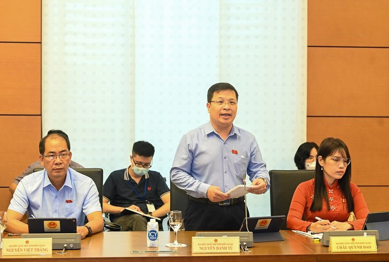 Đại biểu Nguyễn Danh Tú (Kiên Giang). (Ảnh: KHOA NGUYÊN) Cần kéo dài thời hạn áp dụng Nghị quyết số 42 để bảo đảm xử lý nợ xấu hiệu quả -0