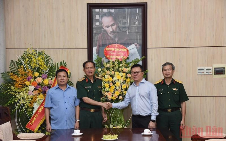 Đoàn công tác các Bộ, ban, ngành, đơn vị thăm, chúc mừng Báo Nhân Dân -0