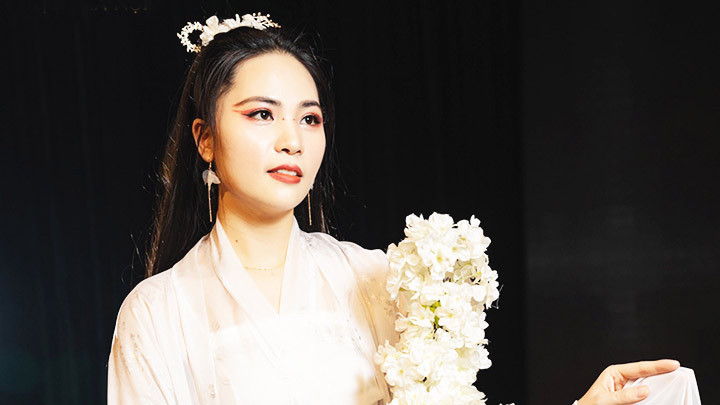 Góc hấp dẫn từ vở Kiều “mới” -0