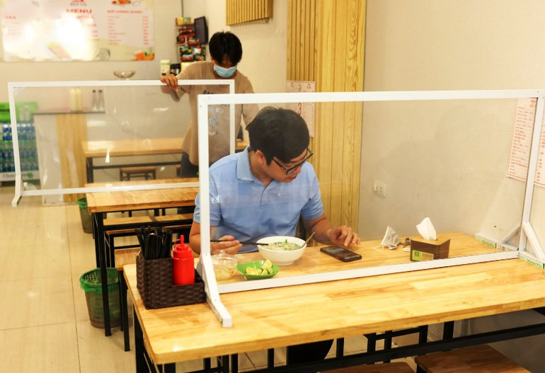 Hà Nội tăng cường phòng, chống dịch tại các điểm kinh doanh -0