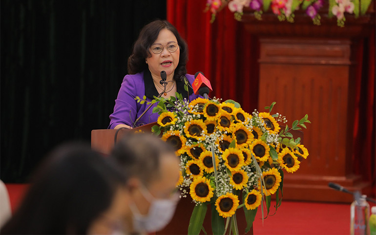 Thứ trưởng Bộ Giáo dục và đào tạo Ngô Thị Minh phát biểu tại Hội nghị tổng kết. Chăm lo sức khỏe học đường cho trẻ em Việt Nam -0