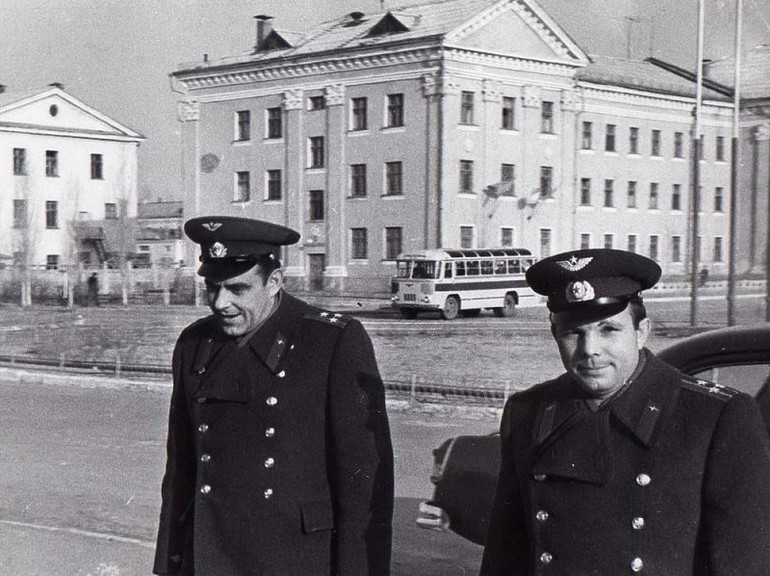 Những bức ảnh hiếm về Yuri Gagarin - nhà du hành vũ trụ đầu tiên trên thế giới -0