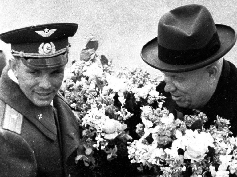 Những bức ảnh hiếm về Yuri Gagarin - nhà du hành vũ trụ đầu tiên trên thế giới -0