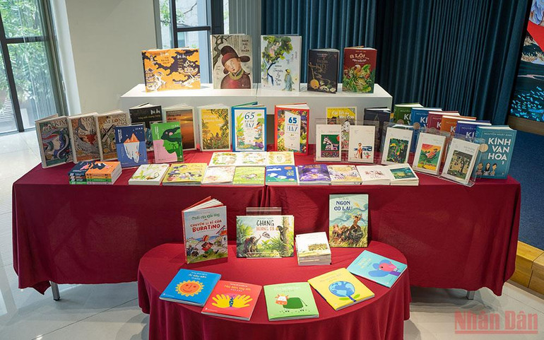 Một Nhà xuất bản đặc biệt -0