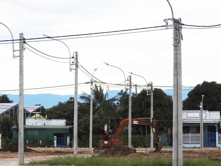 Sớm hỗ trợ di dời hạ tầng kỹ thuật dự án cao tốc bắc-nam qua Ninh Thuận -0