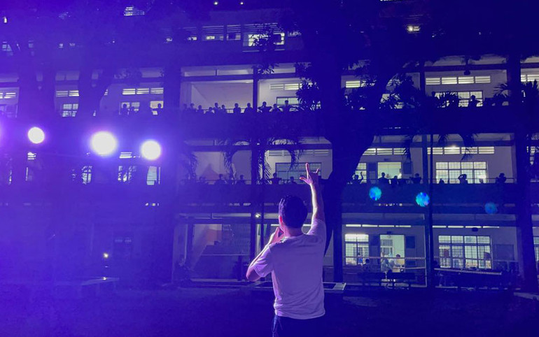 Sân khấu đẹp nhất -0