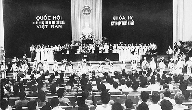 Quốc hội qua các nhiệm kỳ -0