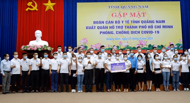 30 y, bác sĩ Quảng Nam vào TP Hồ Chí Minh chống dịch -0