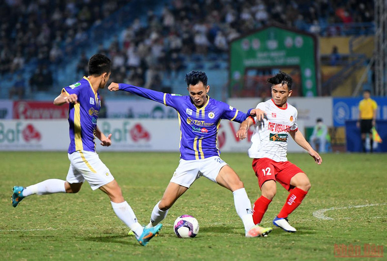 CLB Hà Nội giành chiến thắng đậm trong ngày chia tay Quang Hải -0