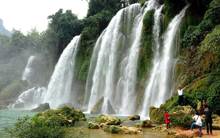 Những thác nước trong xanh - món quà từ mẹ thiên nhiên -0