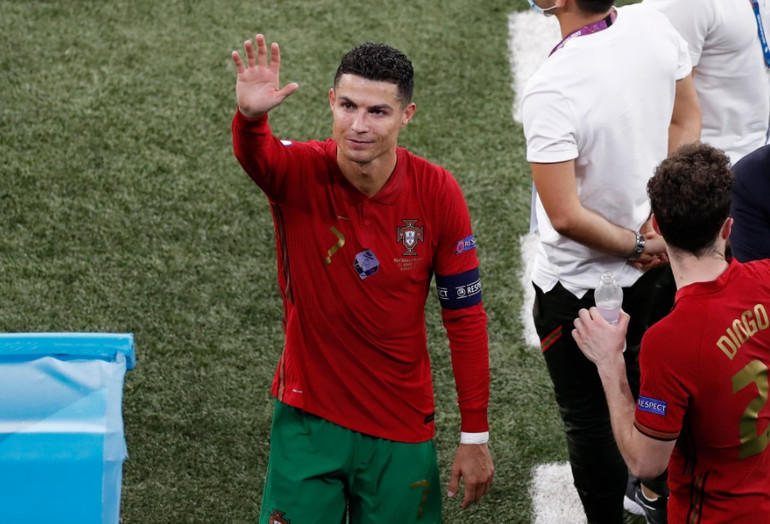 Cận cảnh những diến biến kịch tính lượt trận cuối bảng F Euro 2020 -0