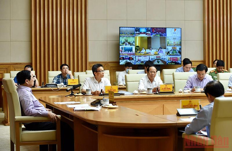 Phó Thủ tướng Vũ Đức Đam, Phó Trưởng Ban Chỉ đạo, phát biểu. Thủ tướng Phạm Minh Chính, chủ trì Phiên họp lần thứ 15 của Ban Chỉ đạo Quốc gia phòng, chống dịch Covid-19 -0