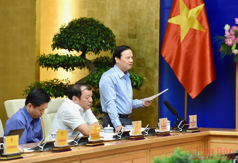 Phó Chủ tịch Quốc hội Nguyễn Khắc Định phát biểu. Thủ tướng Phạm Minh Chính, chủ trì Phiên họp lần thứ 15 của Ban Chỉ đạo Quốc gia phòng, chống dịch Covid-19 -0
