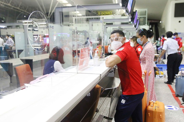 Đoàn thể thao Việt Nam chính thức lên đường tham dự Olympic Tokyo 2020 -0