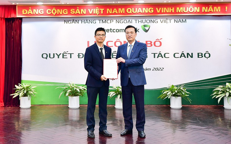 Vietcombank công bố quyết định nhân sự lãnh đạo cấp cao tại Trụ sở chính -0