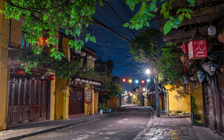 Không gian tĩnh lặng của phố Hội (Ảnh: Duy Hậu) Hội An nằm trong tốp “10 thành phố hiếu khách nhất thế giới” năm 2022 -0