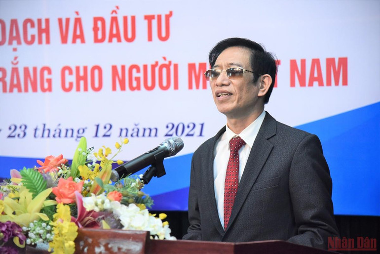 Trao tặng thêm 3.200 “người bạn đồng hành” cho người khiếm thị -0