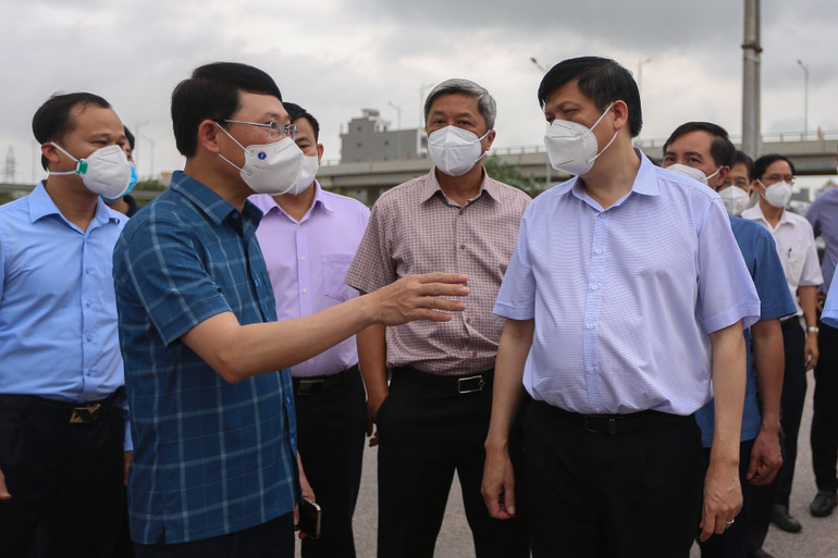 Đoàn công tác kiểm tra công tác phòng, chống Covid-19 tại Khu công nghiệp Quang Châu, tỉnh Bắc Giang. Bắc Giang phải đặt trong trạng thái báo động cao nhất -0