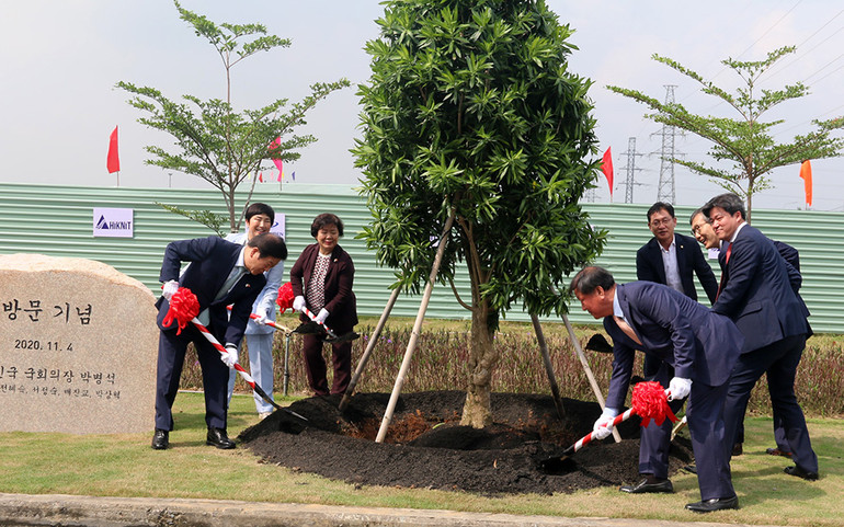 Chủ tịch Quốc hội Hàn Quốc Park Byeong-Seug thăm hai doanh nghiệp ở Đồng Nai -0