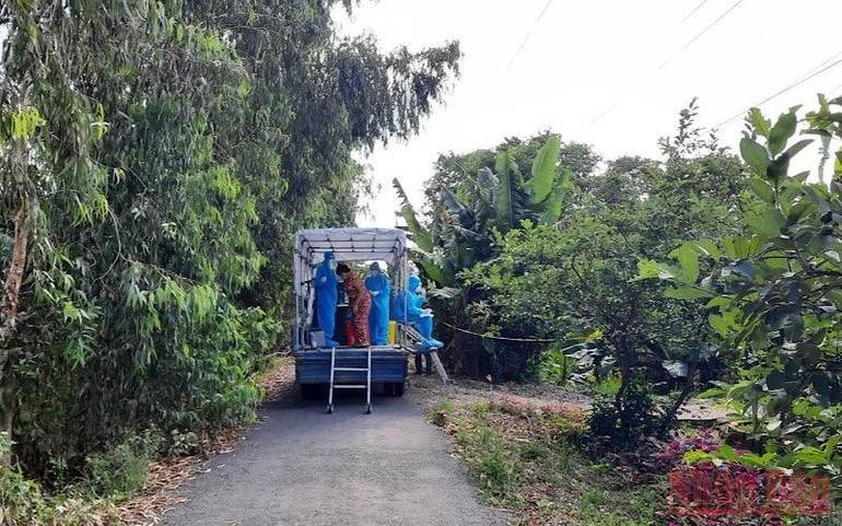 Tháp Mười: Sáng tạo xe hỗ trợ lấy mẫu xét nghiệm lưu động -0