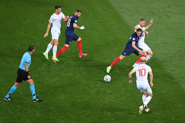 Cận cảnh Pháp gục ngã trên chấm luân lưu, nhường vé vào tứ kết Euro cho Thụy Sĩ -0