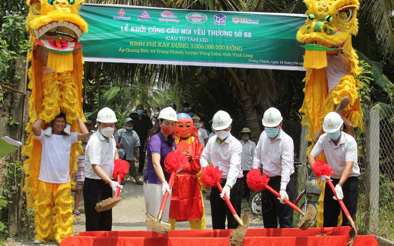 Chung tay xây dựng cầu giao thông nông thôn ở Vĩnh Long -0