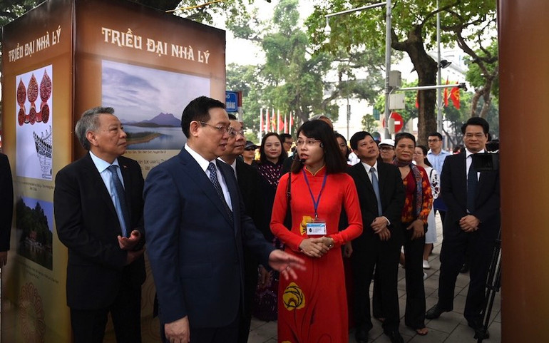 Khai mạc triển lãm “Thăng Long - Hà Nội những dấu son lịch sử” -0