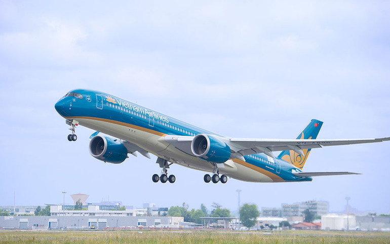 Máy bay Airbus A-350 của VNA. SCIC giải ngân gần 6.900 tỷ đồng mua cổ phiếu Vietnam Airlines -0