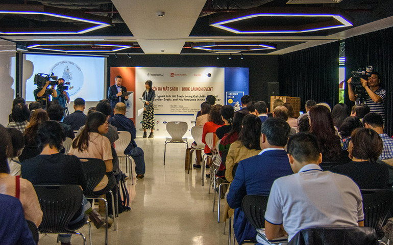 Nghe dịch giả kể chuyện dịch kiệt tác văn học Séc -0