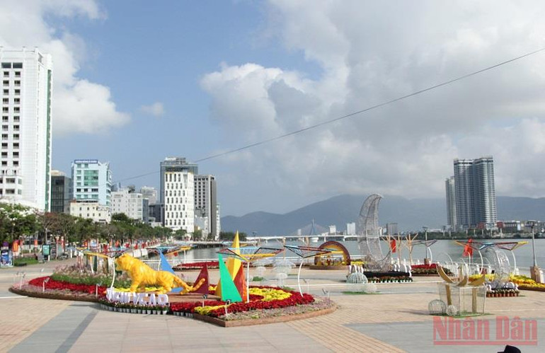 Đà Nẵng khát vọng vươn cao -0