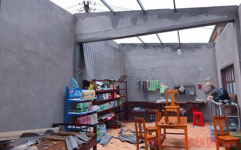 Bão lớn, nhưng không gây thiệt hại nặng -0