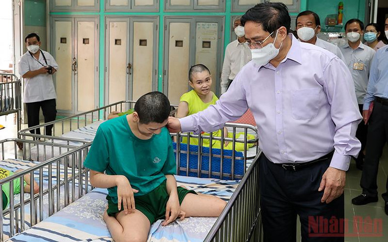 Phát huy tinh thần nhân ái, nỗ lực hết lòng chăm sóc cho các cháu mồ côi, tàn tật -0