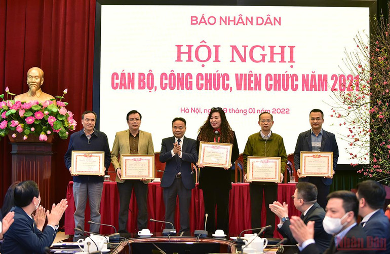 Báo Nhân Dân tổ chức Hội nghị cán bộ, công chức, viên chức năm 2021 -0