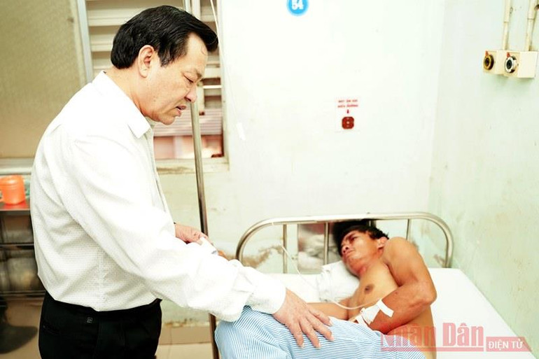 [Cập nhật] Tai nạn giao thông thảm khốc tại Bình Thuận, tám người tử vong -1